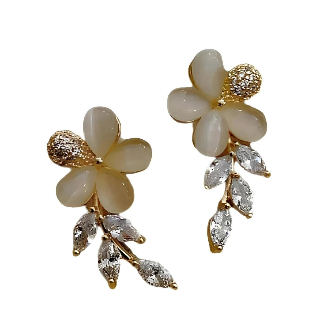 Isadora Stud Earrings 